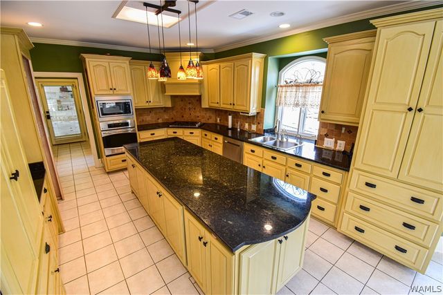 3621 Oak Glen, Tuscaloosa, AL 35406