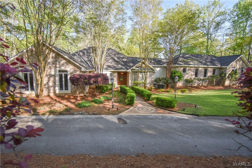 3621 Oak Glen, Tuscaloosa, AL 35406