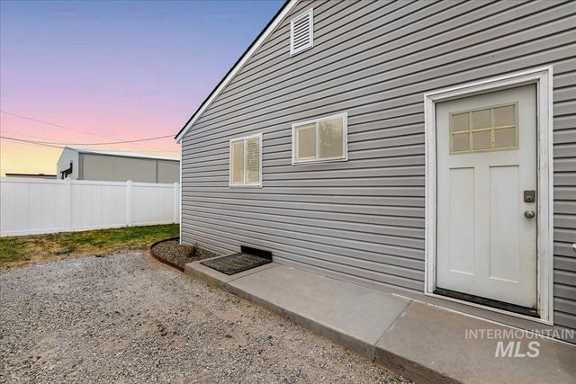 372 Madrin St, Twin Falls, ID 83301