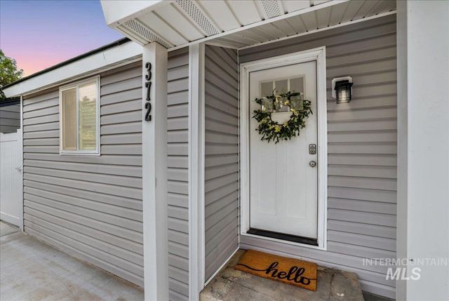 372 Madrin St, Twin Falls, ID 83301