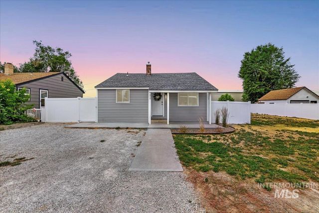 372 Madrin St, Twin Falls, ID 83301