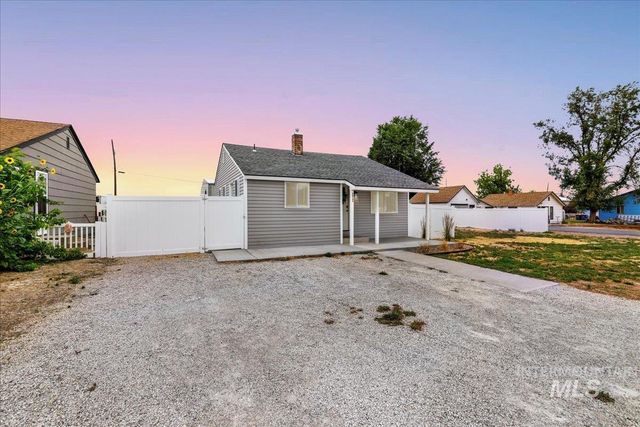 372 Madrin St, Twin Falls, ID 83301