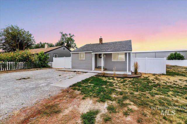 372 Madrin St, Twin Falls, ID 83301