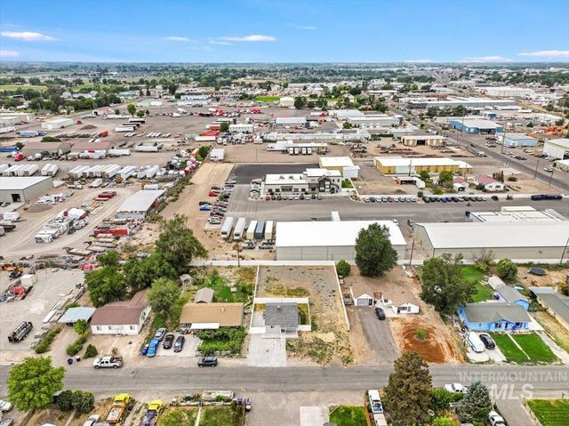 372 Madrin St, Twin Falls, ID 83301