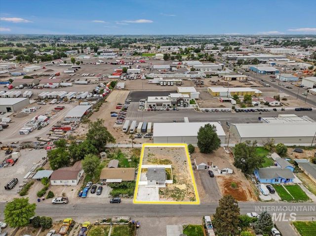 372 Madrin St, Twin Falls, ID 83301