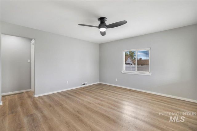 372 Madrin St, Twin Falls, ID 83301