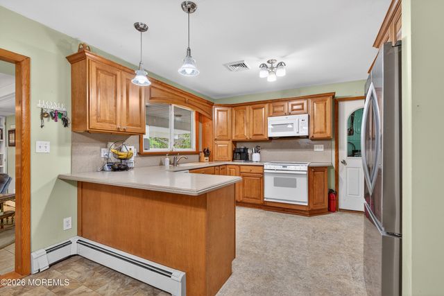 398 Lakewood Road, New Egypt, NJ 08533