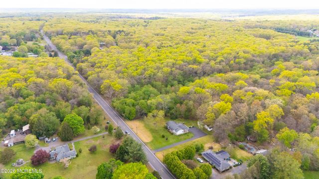 398 Lakewood Road, New Egypt, NJ 08533