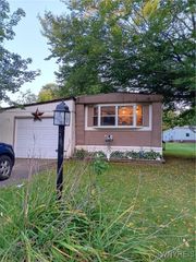 97 Bush Garden Street, Alden, NY 14004