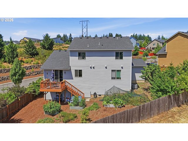 35580 ELK MEADOWS Dr, St Helens, OR 97051