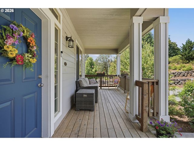 35580 ELK MEADOWS Dr, St Helens, OR 97051