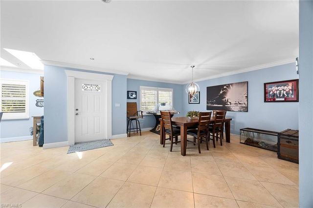 6574 Trail BLVD, Naples, FL 34108