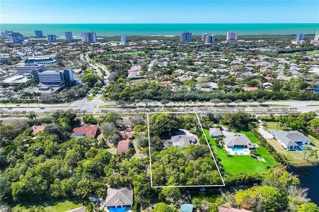 6574 Trail BLVD, Naples, FL 34108