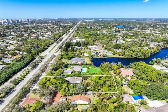 6574 Trail BLVD, Naples, FL 34108