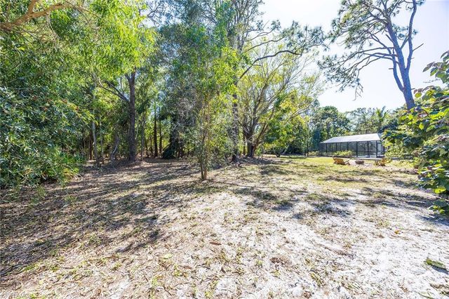 6574 Trail BLVD, Naples, FL 34108