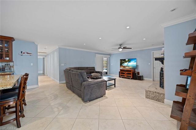 6574 Trail BLVD, Naples, FL 34108