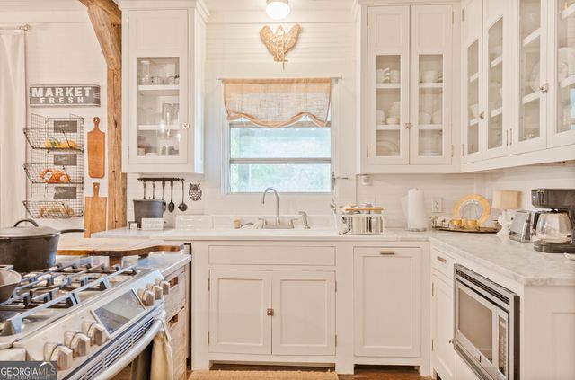 282 Gardner Road, Baxley, GA 31513