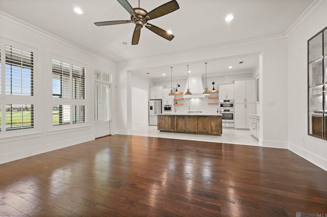 19890 Southern Hills Ave, Baton Rouge, LA 70809