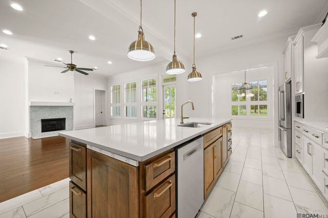 19890 Southern Hills Ave, Baton Rouge, LA 70809