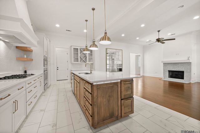 19890 Southern Hills Ave, Baton Rouge, LA 70809