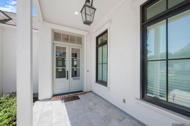 19890 Southern Hills Ave, Baton Rouge, LA 70809