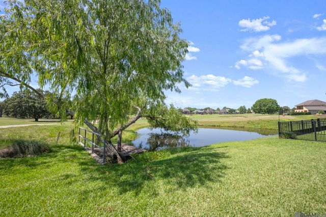 19890 Southern Hills Ave, Baton Rouge, LA 70809