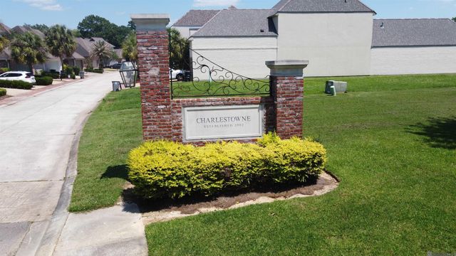 19890 Southern Hills Ave, Baton Rouge, LA 70809