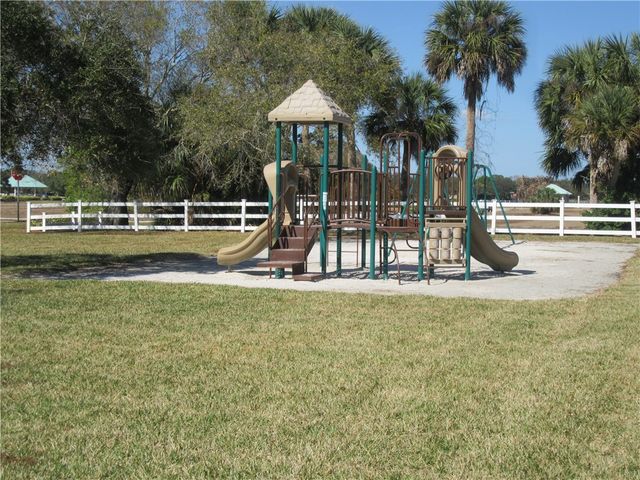 7586 15th Lane, Vero Beach, FL 32966