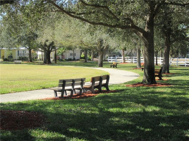 7586 15th Lane, Vero Beach, FL 32966