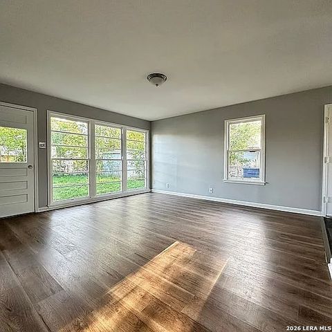 394 ANTON DR, San Antonio, TX 78223