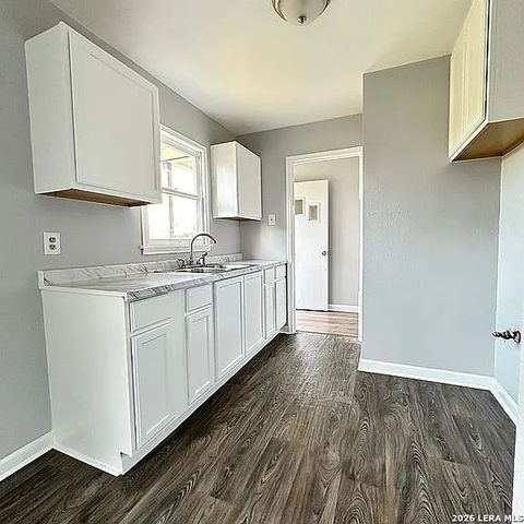 394 ANTON DR, San Antonio, TX 78223