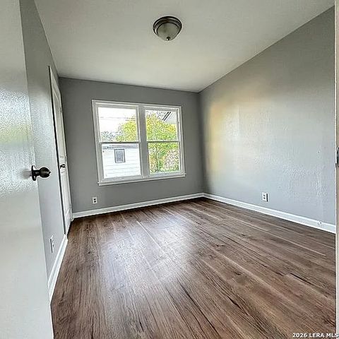 394 ANTON DR, San Antonio, TX 78223