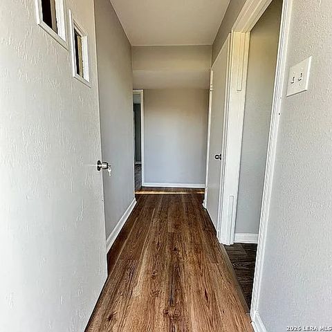 394 ANTON DR, San Antonio, TX 78223