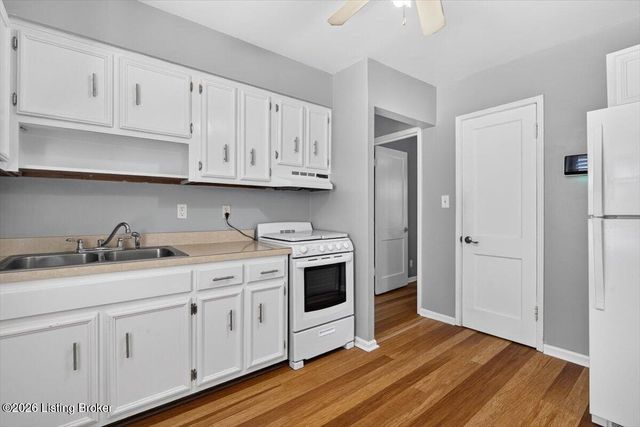 4401 Gatewood Ave, Louisville, KY 40215