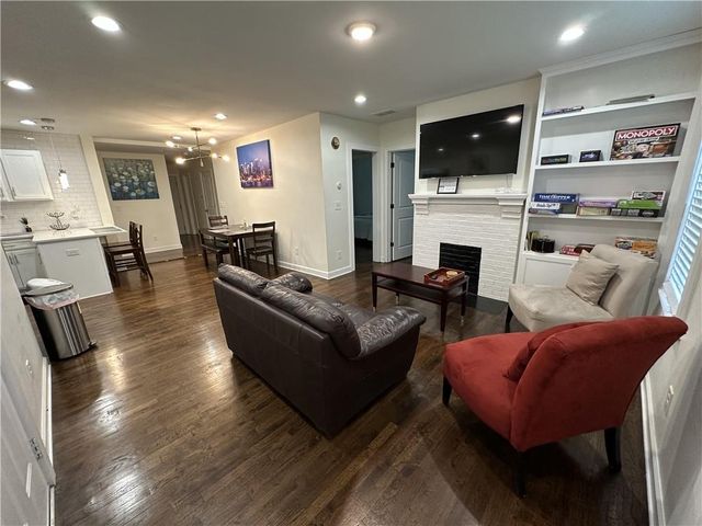 1082 Mayson Turner Road NW, Atlanta, GA 30314