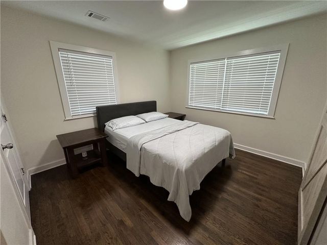 1082 Mayson Turner Road NW, Atlanta, GA 30314