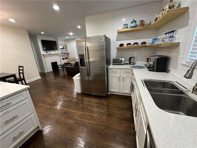 1082 Mayson Turner Road NW, Atlanta, GA 30314