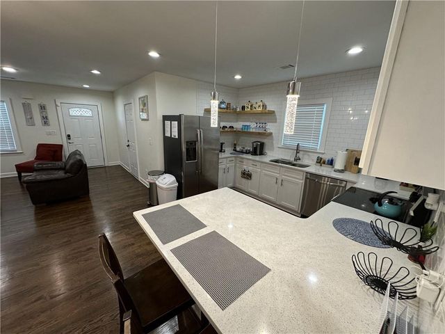 1082 Mayson Turner Road NW, Atlanta, GA 30314