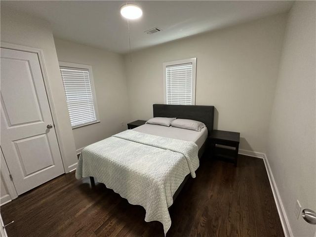 1082 Mayson Turner Road NW, Atlanta, GA 30314