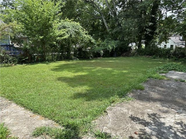 1082 Mayson Turner Road NW, Atlanta, GA 30314