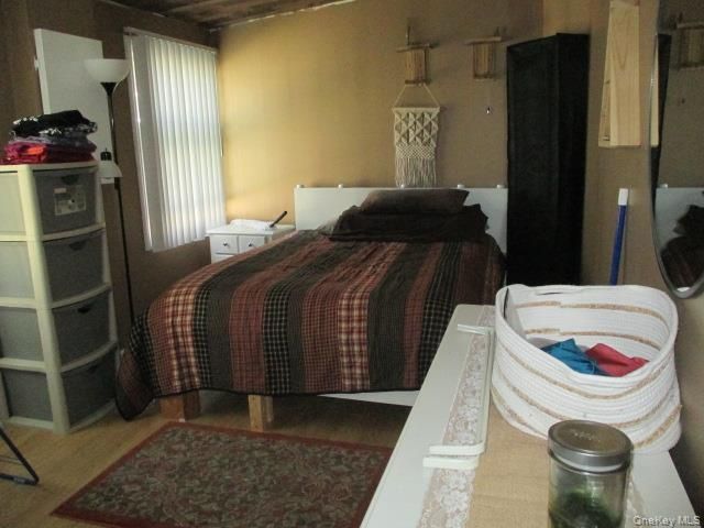 130 Village Circle W, Manorville, NY 11949