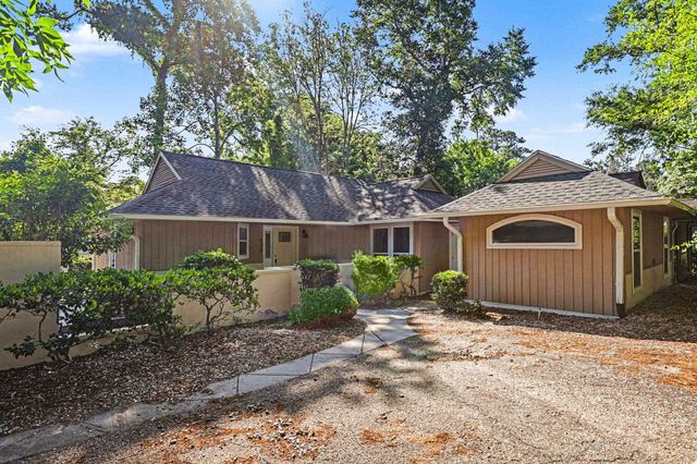 838 Heather Ln., Myrtle Beach, SC 29572