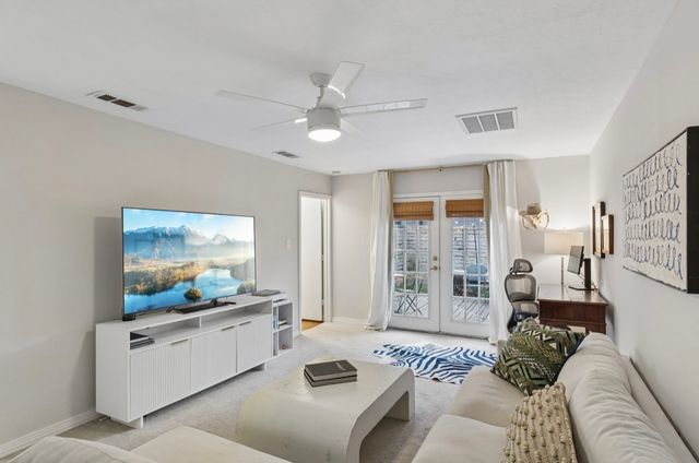 608 Coolair Drive, Dallas, TX 75218