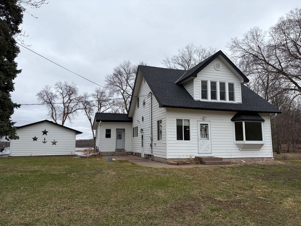 11551 278th Street, Chisago City, MN 55013