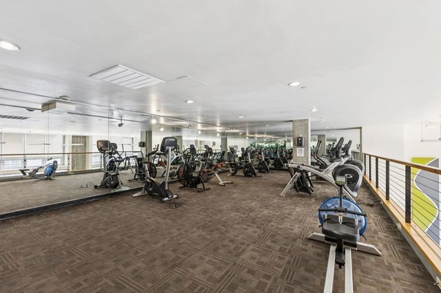 311 311 Oak St 720, Oakland, CA 94607