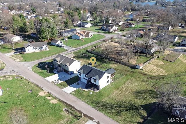 1080 Barbados Drive, Edwardsville, IL 62025