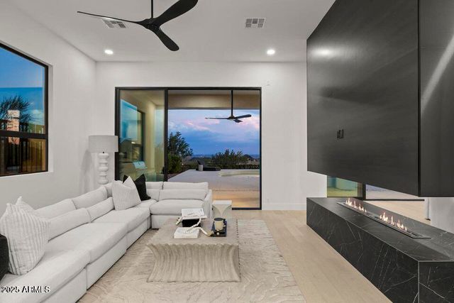 12657 N 135TH Street, Scottsdale, AZ 85259