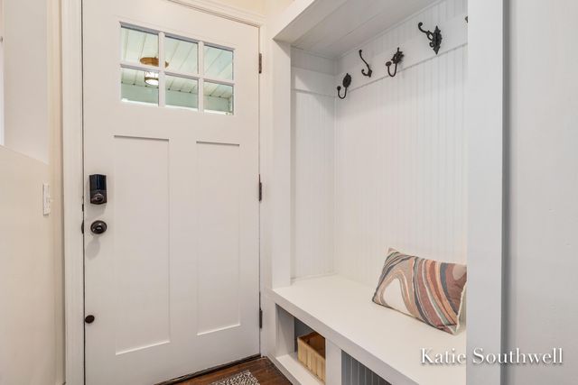 2610 Albert Drive SE, Grand Rapids, MI 49506