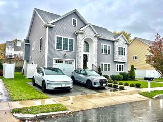 259 Oakwood Ave, Revere, MA 02151