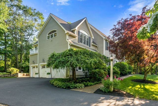 23 Longwood Dr, Hopkinton, MA 01748